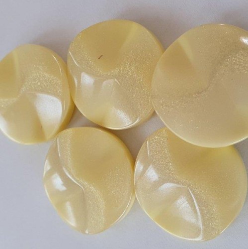 55a5229693e938509bf92a37c402b93c-340