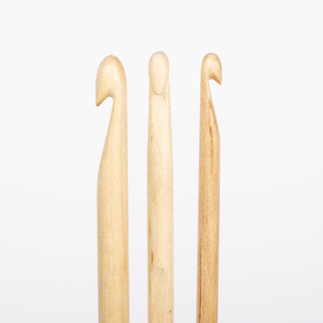 drops-basic_crochet-hooks_wood_2.jpg