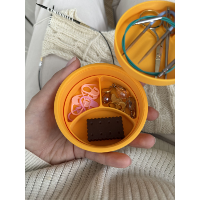 the-knitting-box-mini (23).jpg